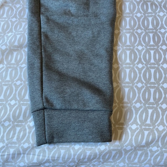 Nike training dri-fit sweatpants in gray - Picture 4 of 8